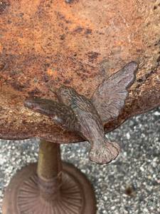 Metal Bird Bath (20 T x 11 W)