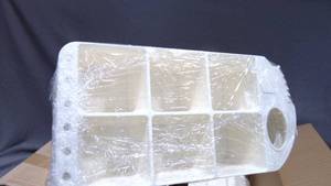 lot 63 image: Plant Best Unicorn Palette Plastic Trays  - 2 Cases of 50