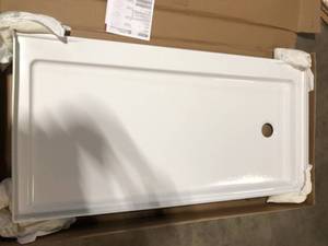 Delta Classic 500 60 in. L x 30 in. W Alcove Shower Pan Base with Left Drain in High Gloss White Customer Returns See Picture