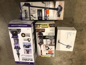 Lot of Assorted Vacuums Various Models and Conditions Customer Returns See Picture