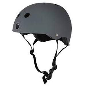 lot 36 image: Eight Ball Kids 8 Helmet