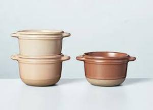 lot 10 image: Hearth & Hand With Magnolia Neutral Stoneware Ramekin 3pc Set