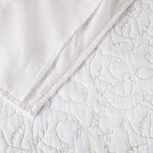 lot 117 image: Dove Stitch Quilt Sham Off-White - Opalhouse designed with Jungalow-Standard-Off-White