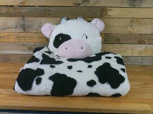 lot 193 image: Members Mark Kids Sleeping Bag, 27x 5614-Cow