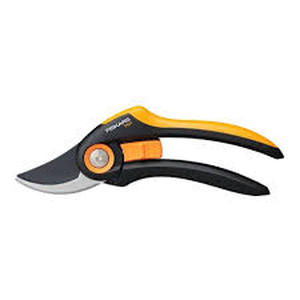 lot 210 image: Fiskars P521 Bypass Ergo Pruner