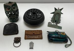 lot 74 image: Misc. Cast Iron Items & More