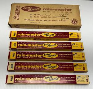 lot 135 image: Vintage Anco Super Serevice Rain-Master 12 Wiper Blade Sets (5 Total)