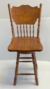 lot 155 image: Ornate Solid Wood Swivel Top High Chair
