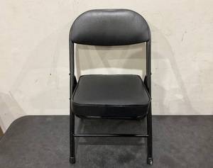 lot 282 image: Fusehome Mini Folding Chair, Garage Stool, Portable Camping Chair with Padded Seat
