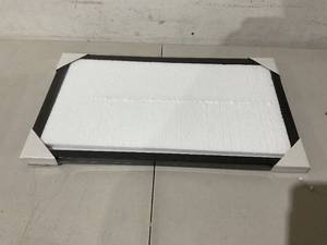 lot 506 image: Picture Frame 19x11