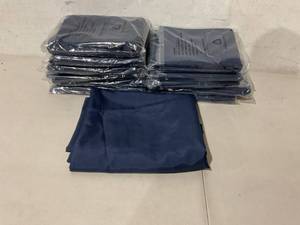 lot 525 image: LOT OF 12 Luccido Round Tablecloth 120 Inches Navy Table Cloth