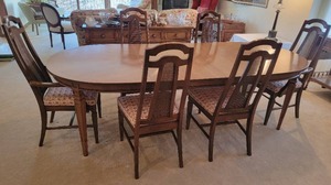 lot 1 image: Stunning Bespoke Vintage Hardwood Dining Set for 6