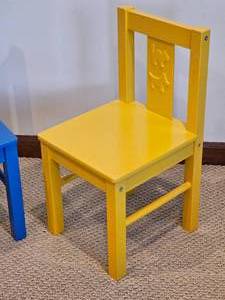 lot 87 image: Cats&ampDogs Childs Chairs