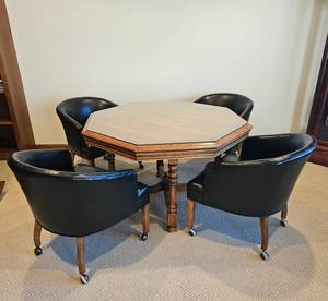 lot 12 image: Contemporary Cardtable & Barrel Chairs
