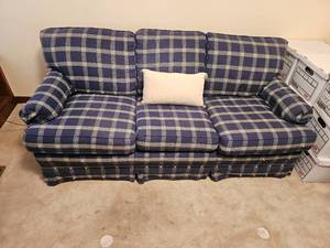 lot 84 image: Rustic Blue Plaid Family Sofa