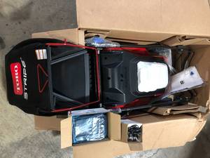 lot 35 image: Toro 60V MAX 21 STRIPE MOWER  Customer Returns See Pictures