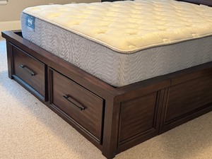 lot 15 image: Green River Manufacturing Delray Full Storage Bed and Matching Night Stand