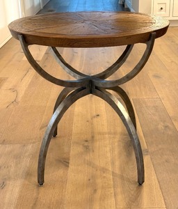 lot 5 image: Theodore Alexander Echoes Weston Accent Table