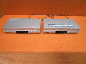 lot 131 image: (2)  Toshiba DVDVHS Players