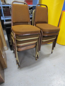 lot 21 image: (9) Chairs 18 Seat Height