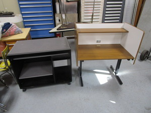 lot 24 image: (2) Computer Desks