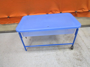 lot 36 image: SandWater Play Table 24x44x23