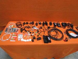 lot 138 image: Misc. Computer Chords & Accessories