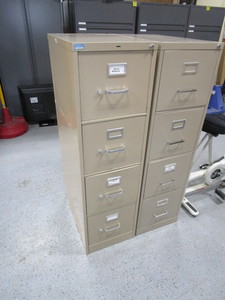 lot 166 image: (2) File Cabinets