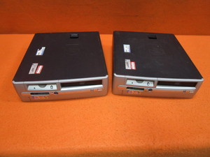 lot 56 image: (2) HP Compaq D330ST Computers