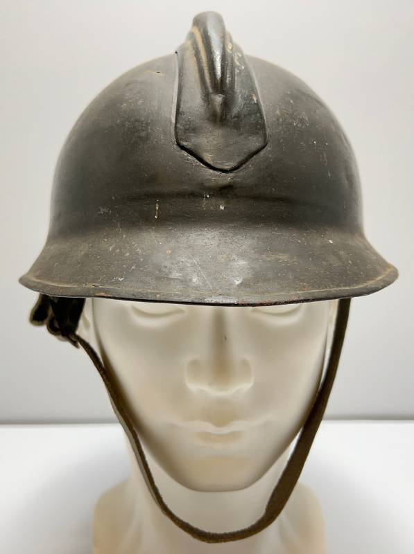 lot 10 image: WWI M 15 Italian Adrain Helmet