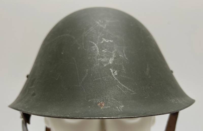 lot 33 image: WWII Dutch Helmet With Liner