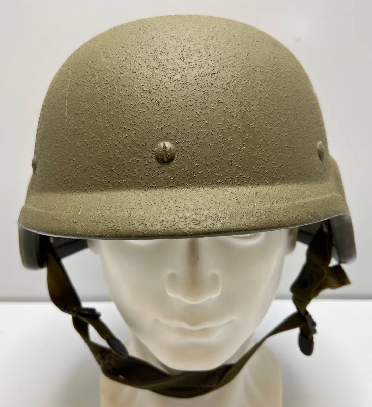 lot 36 image: U.S Model 8470-01-092-7527 Pasgt Unicor Helmet With Liner