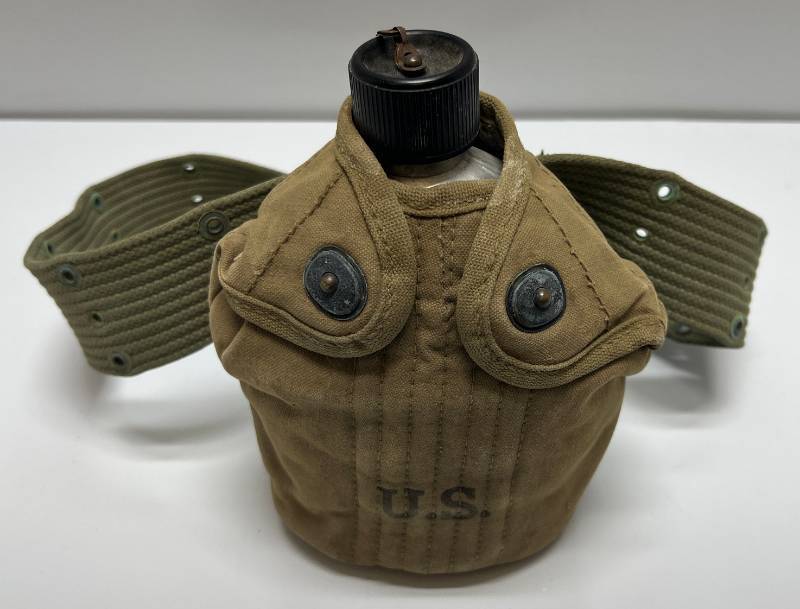 lot 117 image: WWII U.S. Canteen & Ammo Belt