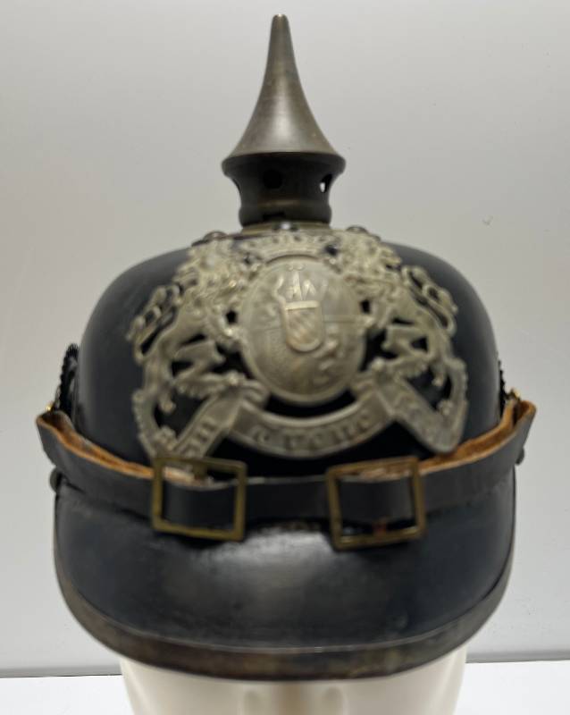 lot 119 image: Barvarian EM M1915 Pickelhaube