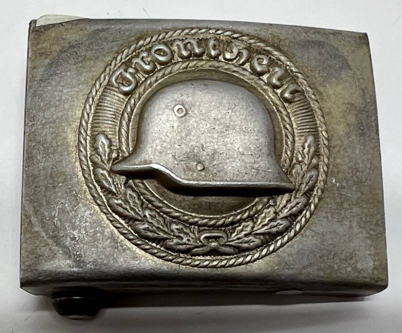 lot 158 image: Reproduction WWII Military Buckle