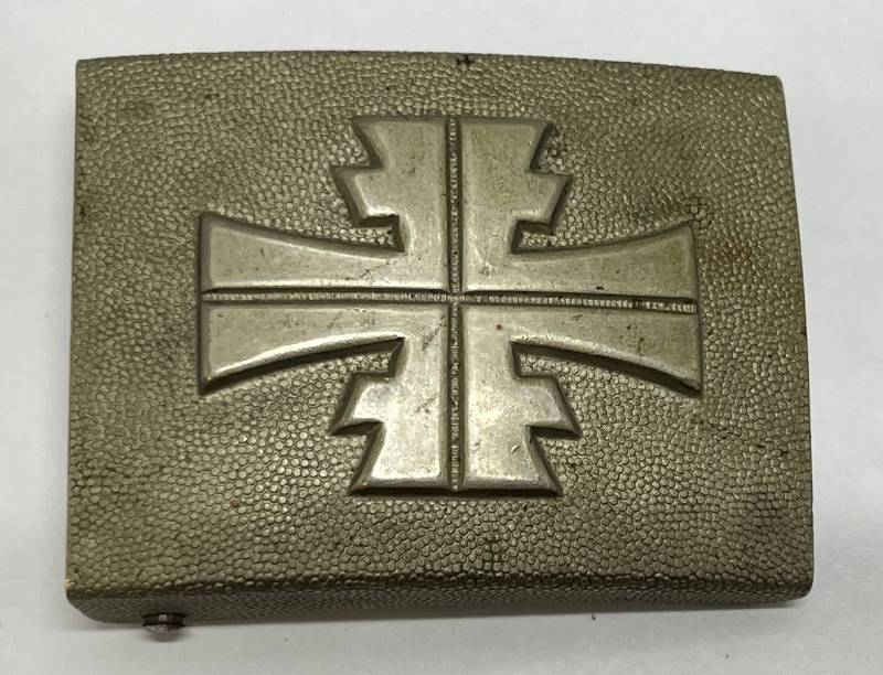 lot 162 image: Misc. Vintage Belt Buckles