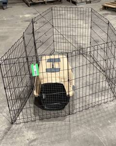 lot 225 image: Pet Items