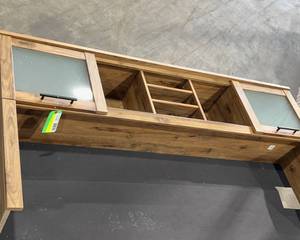 lot 234 image: Desk Top