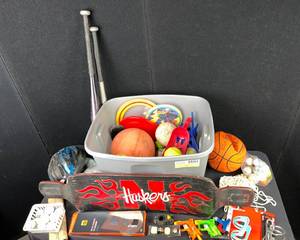 lot 1316 image: Sporting Goods and Outside Toys.