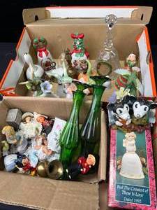 lot 1323 image: Antique Figurines