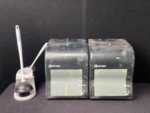 lot 1336 image: Paper Towel Dispensers & Plunger