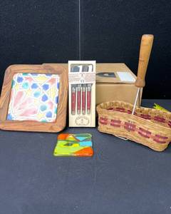 lot 1362 image: TRIVITS, LAGUIOLE KNIFE SET, BASKET LOT