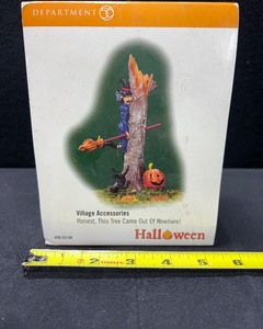 lot 1383 image: DEPT 56 VILLAGE ACCESSORIES HONEST THE TREE CAME OUT OF NOWHERE 2004