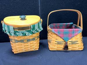 lot 1545 image: LONGABERGER BASKETS CHRISTMAS COLLECTION AND OTHER
