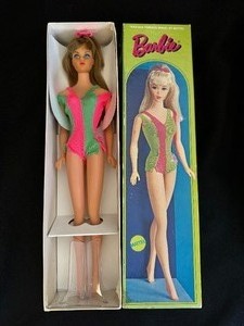 lot 4 image: Barbie Teen - Age Fashion Model in Box Stock No. 1190