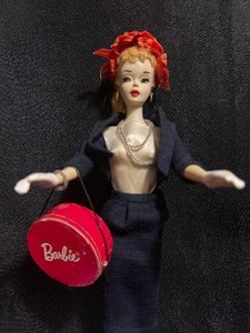 lot 42 image: Vintage Barbie Commuter Set