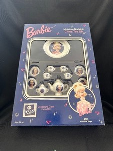lot 133 image: 1995 Barbie Miniature Nostalgic China Tea Set Chilton Toys Collectors Case.