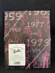 lot 170 image: Vintage Glamour Dream Collection Barbie Greeting Cards.