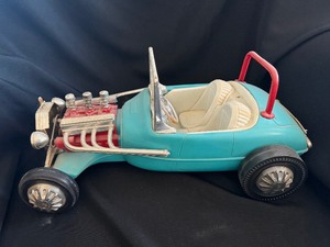 lot 220 image: Vintage Barbie And Ken 1963 Roadster Hot Rod Car By Irwin (Licensed by Mattel)