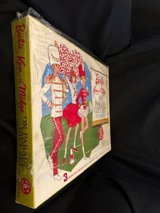 lot 256 image: Vintage Barbie Ken & Midge on Parade Gift Set #1014